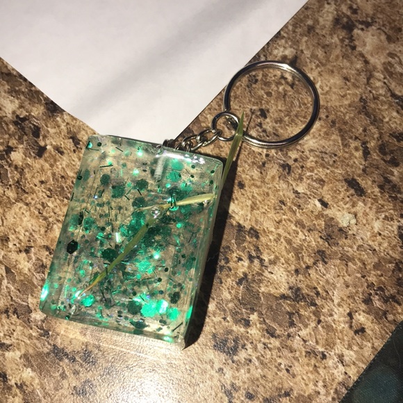 Mahjong Tile Keychain Box - Picture 2 of 2